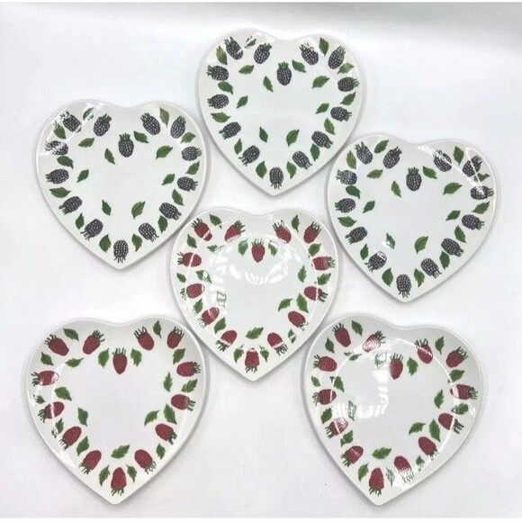 Williams Sonoma Berry Heart Shaped Plates Fruit Dessert Snack Japan 7" Set Of 6 - Picture 10 of 10